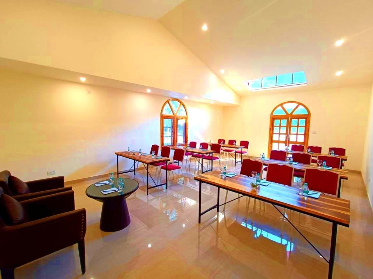 Aaroham Resort Shimla ! Luxury Cottage By Aamod Group Exteriör bild