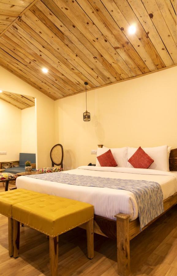 Aaroham Resort Shimla ! Luxury Cottage By Aamod Group Exteriör bild