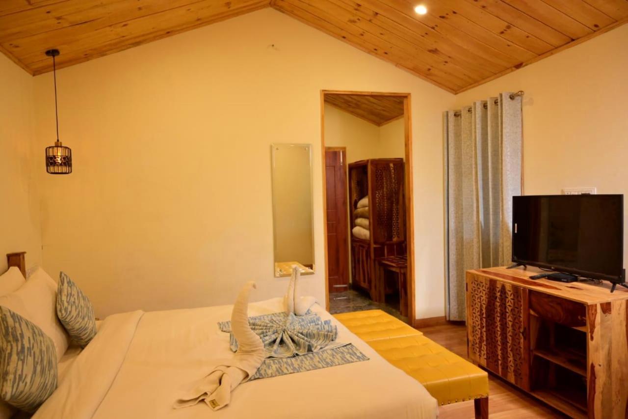 Aaroham Resort Shimla ! Luxury Cottage By Aamod Group Exteriör bild